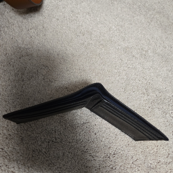 Cole Haan bifold wallet - Picture 7 of 7